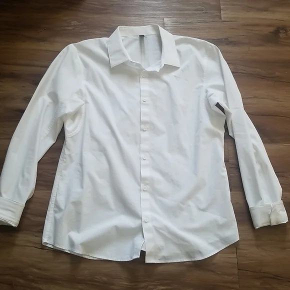 Lululemon athletica button down shirts. - Picture 2 of 4